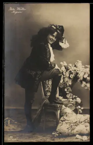 AK Opernsängerin Reta Walter als Mignon