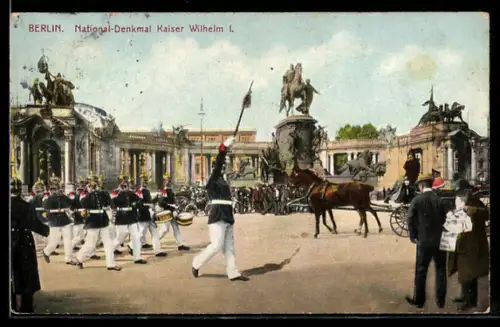 AK Berlin, National-Denkmal Kaiser Wilhelm I., Parade, Reiter, Kutschen