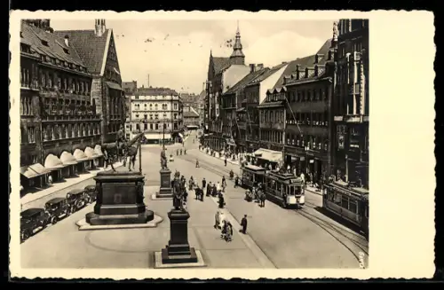 AK Chemnitz, Markt mit Geschäften, Denkmal und Strassenbahn