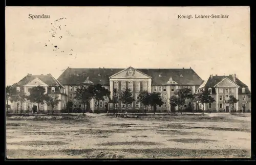 AK Berlin-Spandau, Königliches Lehrer-Seminar