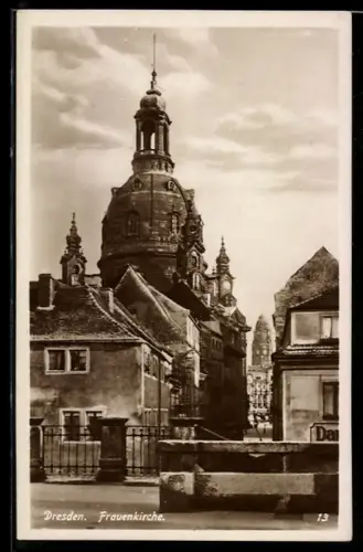 AK Dresden, Stadtpartie mit Blick auf die Frauenkirche