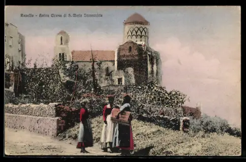 AK Ravello, Antica Chiesa di S. Maria Immacolata con donne in abiti tradizionali