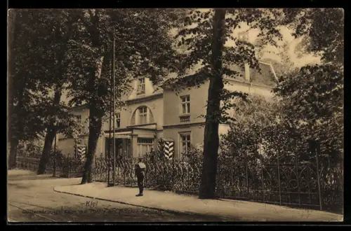 AK Kiel, Düsternbrooker Allee mit Palais des Prinzen Adalbert