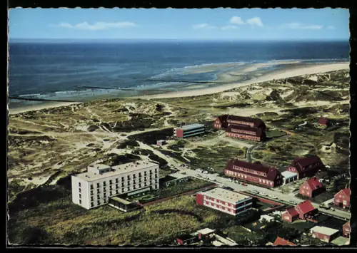 AK Norderney, Blick auf Nordseebad und Dünenlandschaft