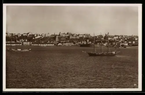 AK Bahia, Ortspanorama vom Wasser aus