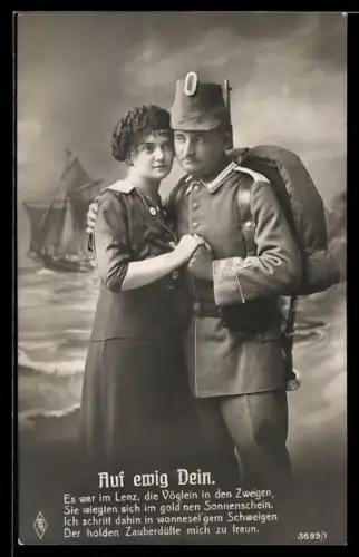 AK Soldat in Uniform mit Tschako und Tornister mit seiner Frau