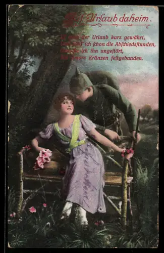 AK Soldat in Uniform mit Pickelhaube und Gewehr mit junger Frau auf Parkbank