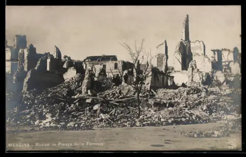 AK Messina, Rovine in Piazza della Ferrovia, Erdbeben