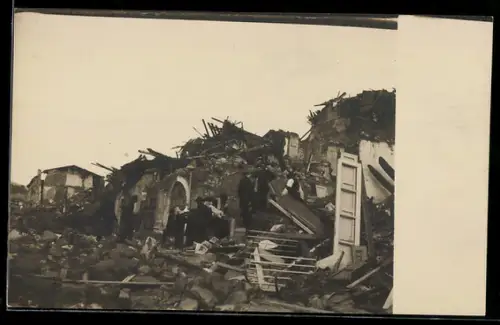 Foto-AK Messina, Erdbeben 1908, Ruinen u. Trümmer