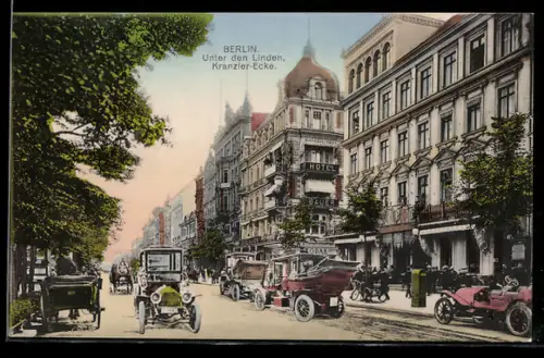 AK Berlin, Unter den Linden, Kranzler-Ecke, Strassenansicht mit Hotel Bauer