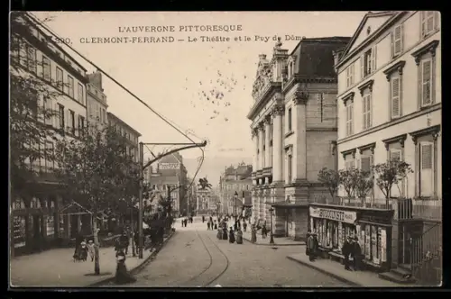 AK Clermont-Ferrand, Le Théâtre et le Puy de Dôme