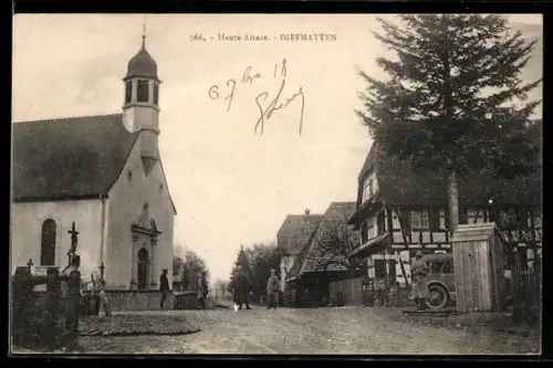 AK Diefmatten, Dorfstrasse mit Kirche und Fachwerkhäusern