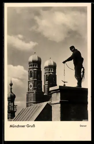 AK München, Schornsteinfeger an der Frauenkirche