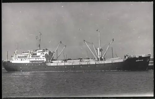 Fotografie Sowjetisches Frachtschiff Danilo Nechay mit Holzladung an Deck