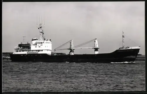 Fotografie Sowjetisches Frachtschiff Konstantin Shestakov in Ballast fahrend