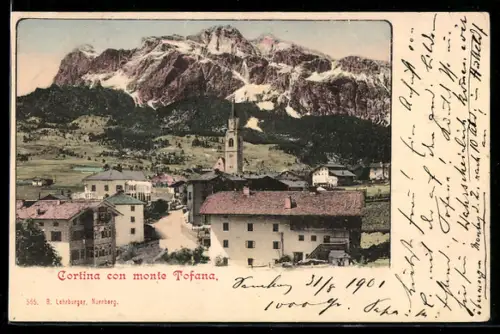 AK Cortina, Vista del paese con monte Tofana sullo sfondo