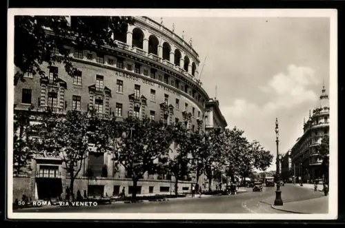 AK Roma, Via Veneto con albergo e alberi lungo la strada