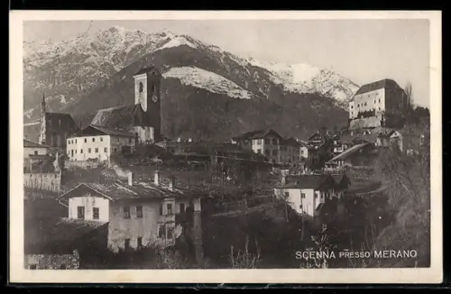 AK Scenna presso Merano, Veduta del borgo con chiesa e monti innevati sullo sfondo