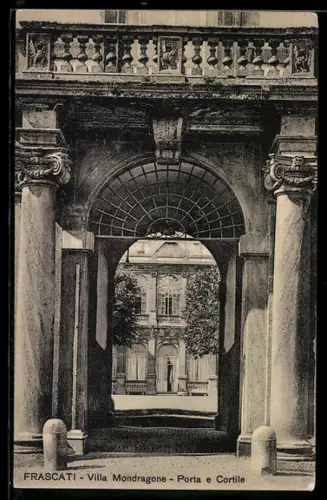 AK Frascati, Villa Mondragone, Porta e Cortile