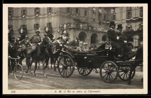 AK Torino, S. M. il Re si reca al Carosello