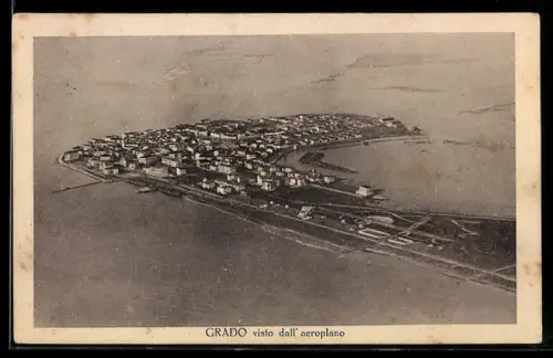 AK Grado, Visto dall`aeroplano