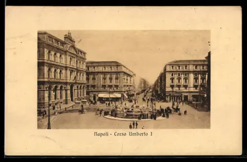 AK Napoli, Corso Umberto I con animata scena di strada