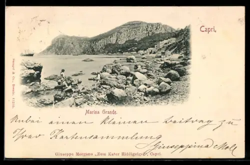 AK Capri, Marina Grande con barche e costa rocciosa