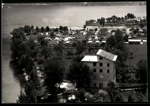 AK Anfo /BS, Lago d`Idro, Campeggio vicino al lago con case e alberi