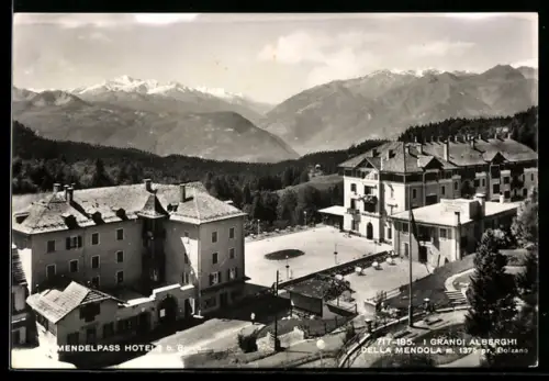 AK Mendola, I grandi alberghi della Mendola con vista montagna