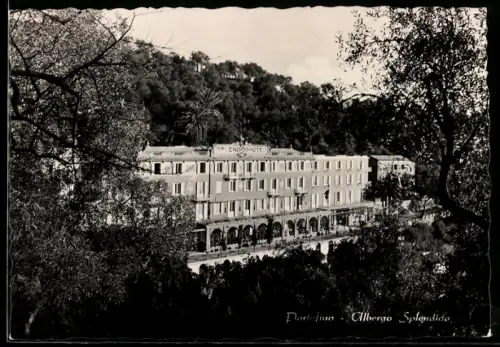 AK Portofino, Albergo Splendido circondato da vegetazione lussureggiante