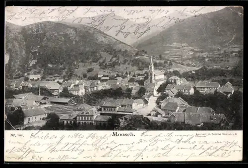 AK Moosch, Ortsansicht mit Kirche und Bergen