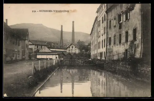 AK Husseren-Wesserling, Fabrik mit Schornsteinen
