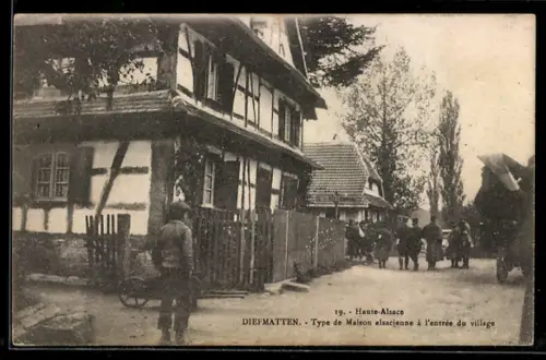 AK Diefmatten /Haute Alsace, Type de Maison alsacienne à lentrée du village