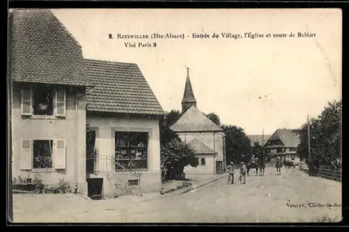 AK Retzwiller /Hte-Alsace, Entrée du Village, l`Eglise et route de Belfort