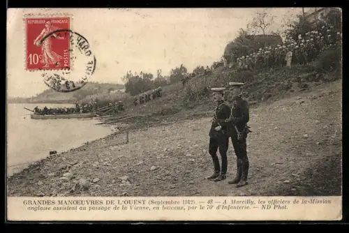 AK Grandes Manoeuvres de l`Ouest 1912, A Marcilly, les officiers de la Mission anglaise asistent au passage de la Vienne