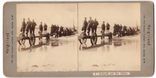 Stereo-Fotografie Gustav Liersch & Co., Berlin, Ansicht Helgoland, Ankunft auf der Düne