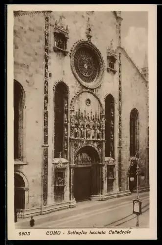 AK Como, Dettaglio facciata Cattedrale