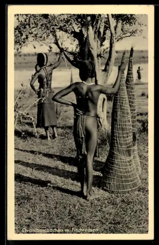 AK Ovambomädchen mit Fischreusen