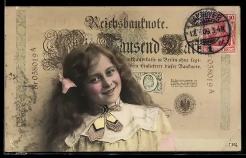 AK Lächelndes Kind vor Reichsbanknote mit Eintausend Mark
