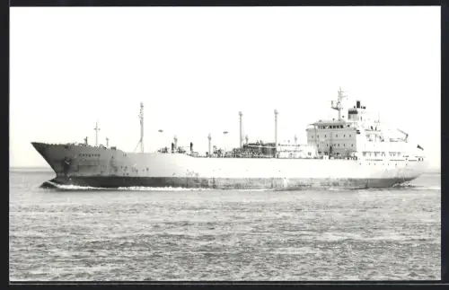 Fotografie Sowjetisches Tankschiff Bulduri in Fahrt