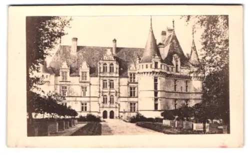 Fotografie unbekannter Fotograf, Ansicht Azay-le-Rideau, Chateau, Blick zum Schloss