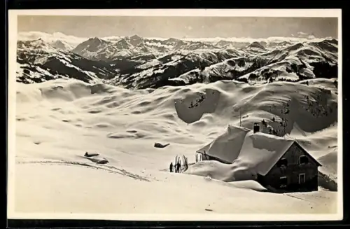 AK Kitzbühel, Alpenhaus am Kitzbüheler Horn mit Venediger im Winter