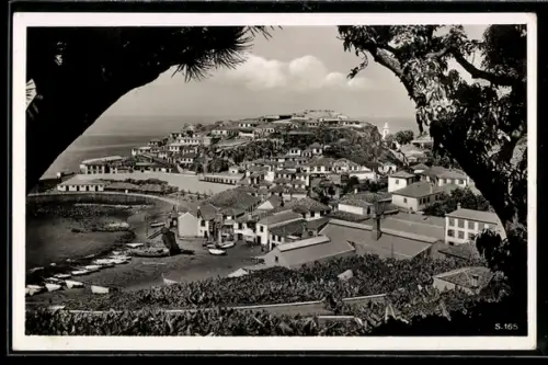 AK Camara de Lobos, Blick auf den Ort