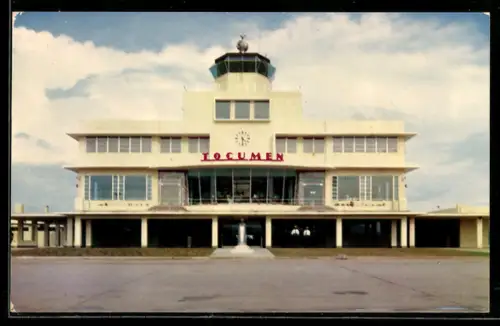 AK Tocumen, El Edificio de Administración del Aero-puerto Internacional