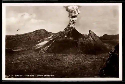 AK Neapel, Vulkan Vesuv bricht aus