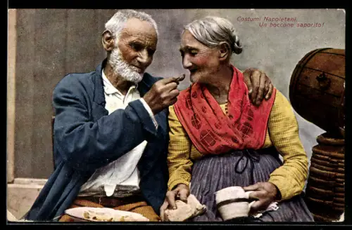 AK Neapel / Napoli, Costumi Napoletani, Un boccone saporito, alter Herr gibt seiner Gattin einen Leckerbissen zu essen