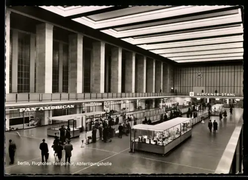 AK Berlin, Flughafen Tempelhof, Abfertigungshalle, Innenansicht