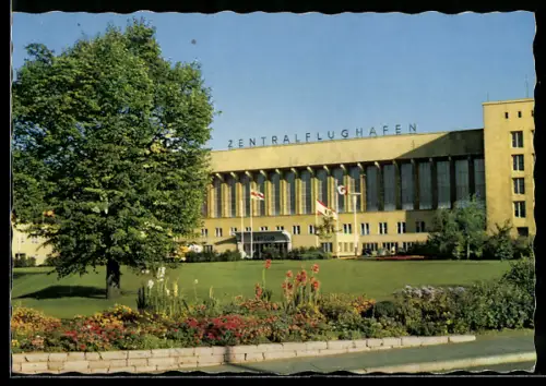 AK Zentalflughafen Berlin Tempelhof, Abflug