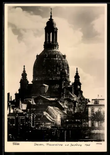 Foto-AK Walter Hahn, Dresden, Nr. 10698: Dresden, Frauenkirche vor der Zerstörung