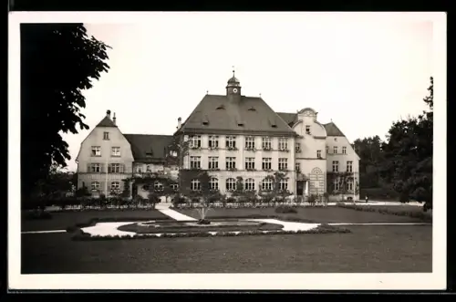 AK Freilassing, Schulhaus